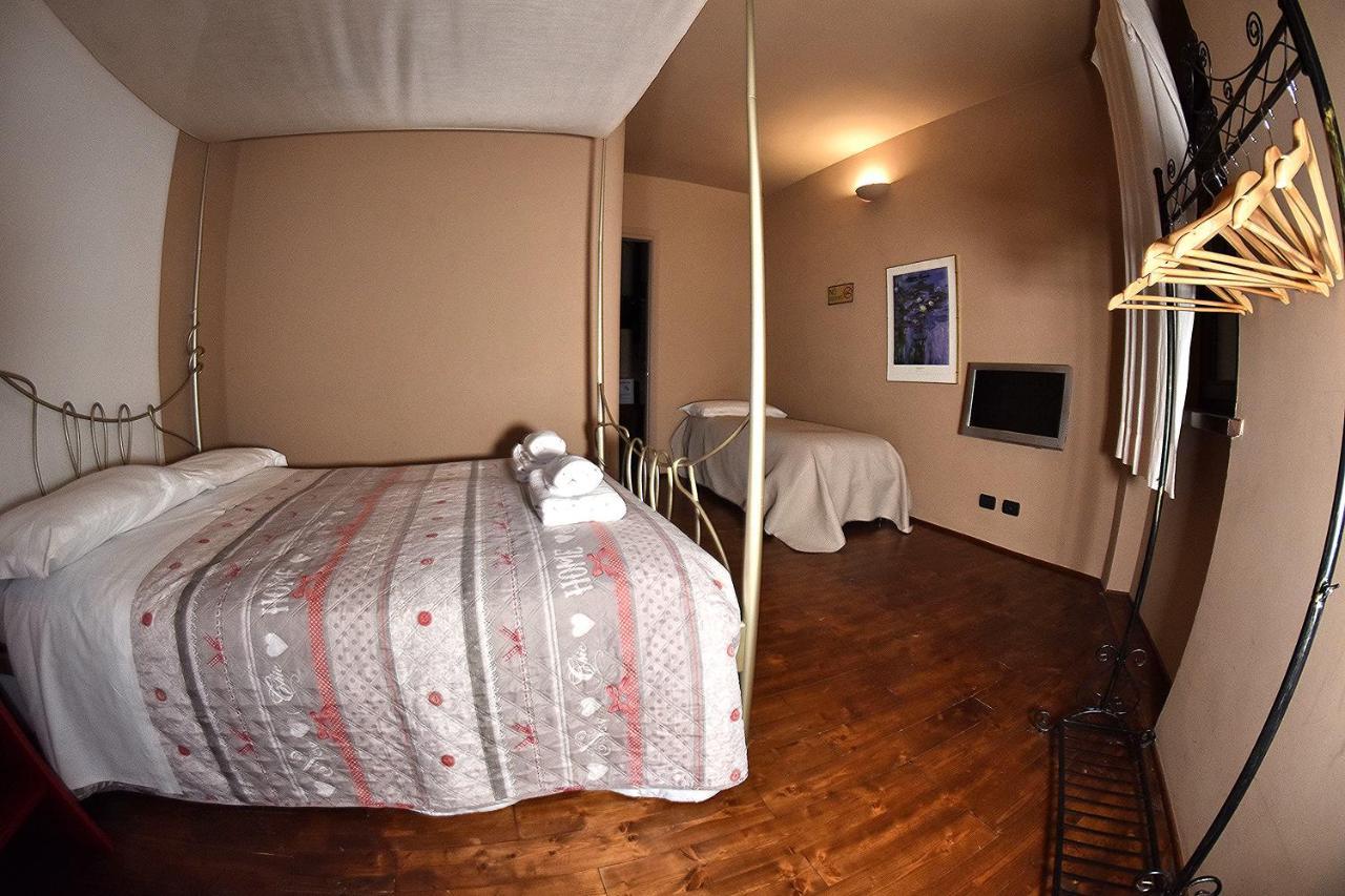 Bed and Breakfast Prigioni House Peschiera del Garda Exterior foto