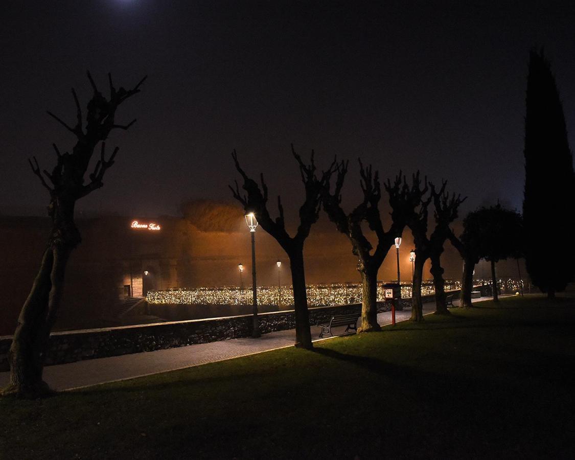 Bed and Breakfast Prigioni House Peschiera del Garda Exterior foto
