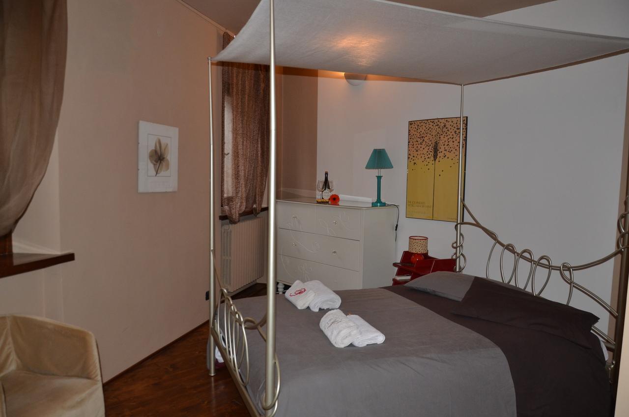 Bed and Breakfast Prigioni House Peschiera del Garda Exterior foto