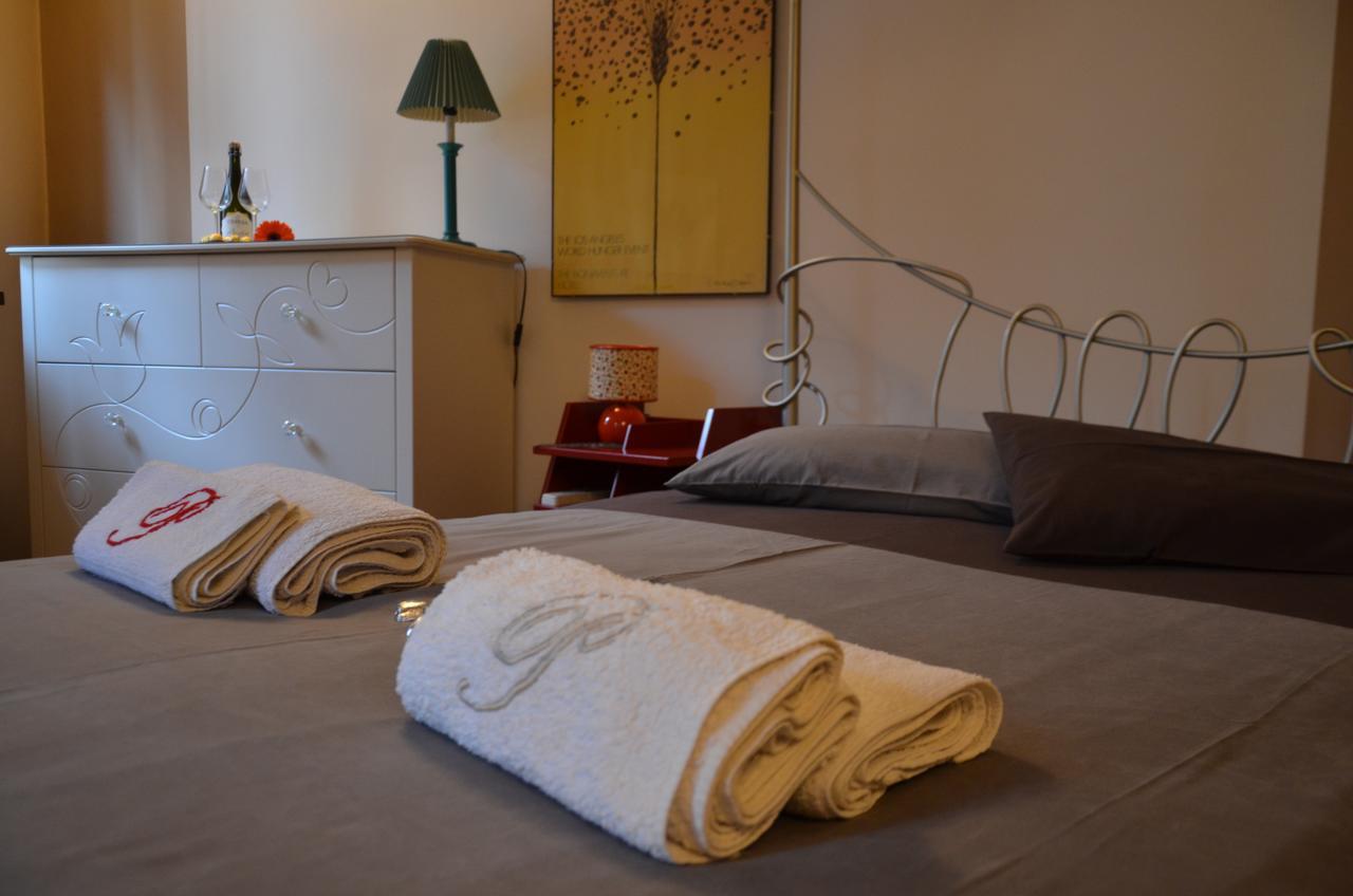 Bed and Breakfast Prigioni House Peschiera del Garda Exterior foto